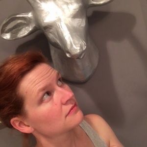 Meet your Posher, Alyson